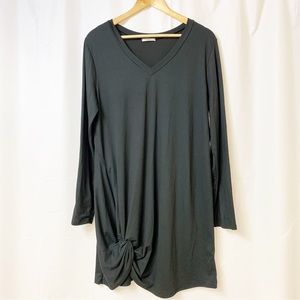 Ash & Antler Black V-neck Long Sleeve Soft Twist Front Dress Medium